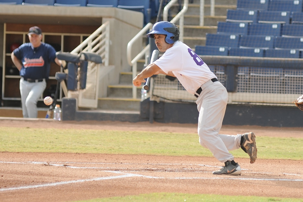 Dragons_2017-10-31 (3).jpg - (c)2010 DeVetter